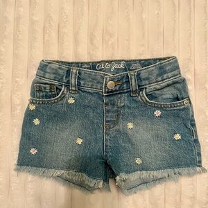 Cat & Jack Light Blue Denim Shorts Stretch with Daisy Embellishments 3T